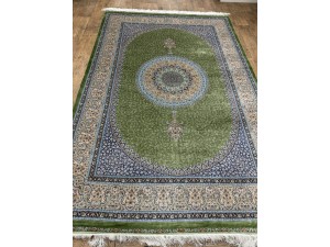 QUM Silk 10001 Зеленый